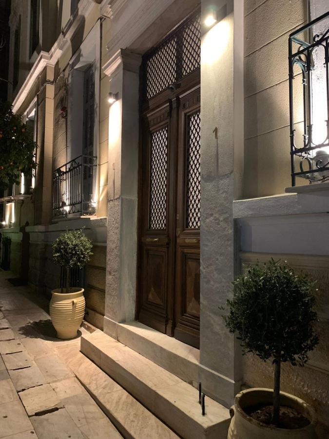 شقة Neoclassical House In Plaka, أثينا المظهر الخارجي الصورة