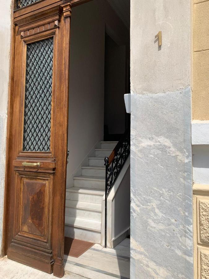 شقة Neoclassical House In Plaka, أثينا المظهر الخارجي الصورة